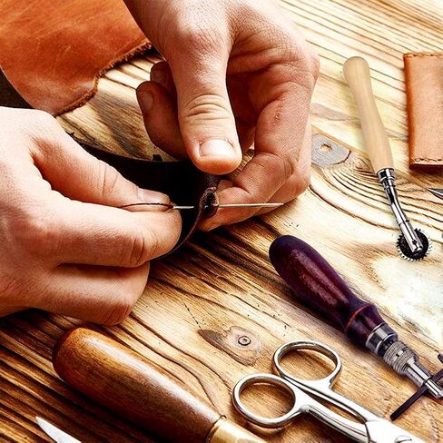 مجموعة أدوات الخياطة الجلدية 52 قطعة من WHDZ، مجموعة أدوات الخياطة اليدوية الجلدية DIY، مجموعة أدوات الخياطة اليدوية، لكمة الشق، أدوات ختم الجلد، إبر حبال الشمع لخياطة اللكم، القطع، الخياطة اليدوية الجلدية in Kuwait