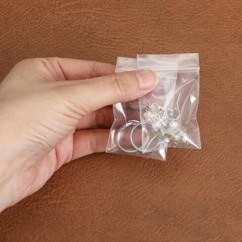 200Pcs 1.5"x2.5" 2 Mil Small Clear Plastic Bags, Plastic Reclosable Zip Seal Lock Bags Heavy Duty Mini Zip Bag Resealable Multipurpose Storage Bag for Jewelry, Bead, Crafts, Small Parts Storage in Kuwait
