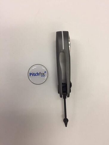 أداة Pitchfix Fusion أحادية الشق، معدنية/حمراء، مع علامة إضافية in Kuwait
