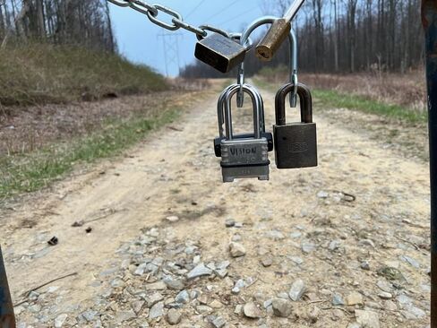 Gate Keeper GM P6006 نظام قفل الوصول المشترك متعدد المستخدمين، 2، 3، أو 4 قفل بمشبك للبوابات والأبواب، فولاذ كربوني مطلي بالزنك مقاوم للطقس، أمان من الدرجة الصناعية، صنع في الولايات المتحدة الأمريكية in Kuwait
