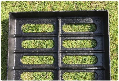 Heavy Duty Cast Iron Drain Grate for Concrete Floors - 50x40x4cm Trench Cover for NDS Catch Basin, Sidewalk & Driveway Drainage Solutions in Kuwait