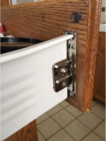 Blum ZSF.1700 L METABOX دعامة تثبيت أمامية قياسية للدرج الأيسر، نيكل من Blum in Kuwait
