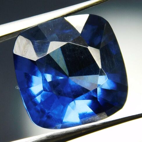 CYBER MONDAY, 10.10 Ct Natural Sapphire Blue Square Cushion CERTIFIED Gemstone in Kuwait