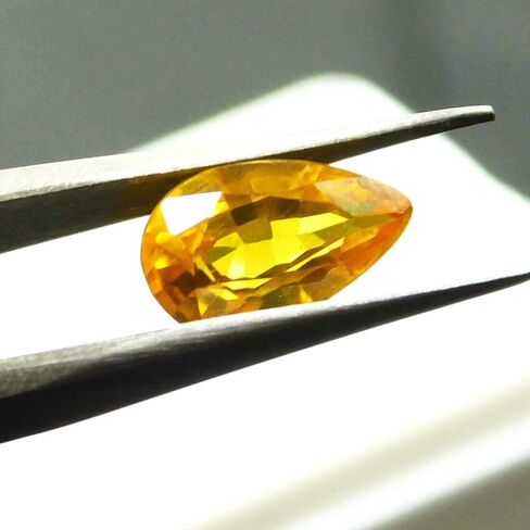 10.56 Ct NATURAL yellow Sapphire Pear Shape Ring Size CERTIFIED Loose Gemstone in Kuwait