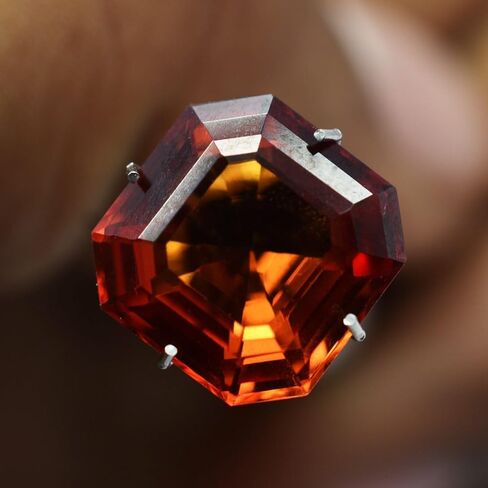 CERTIFIED Natural ORANGE Sapphire 6.20 Ct Mind Blowing SQUARE CUT Gemstones in Kuwait
