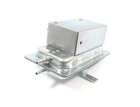 CLEVELAND CONTROLS AFS-222-112 نطاق مرحاض 0.05-12 بوصة، 120-277 فولت تيار متردد، 15 أمبير غير حثي إلى 277 فولت تيار متردد، 300 فولت أمبير للخدمة التجريبية، 50/60 هرتز، نقطة ضبط قابلة للتعديل، مفتاح استشعار ضغط الهواء، إيجابي/سلبي/مختلف in Kuwait