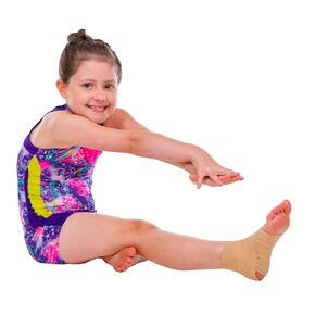 دعامة دعم الكاحل المرنة من BraceAbility - خفيفة الوزن سهلة الارتداء على القدم وأكمام ضغط الكاحل للجمباز والرقص والرياضة والجري والتمرين وتورم الكاحل الملتوي للنساء والرجال (L)