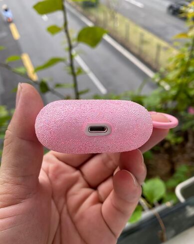 حافظة وردية لطيفة لغطاء الجيل الثالث من Airpods للفتيات والنساء مع سلسلة مفاتيح على شكل زهرة بوم بوم ومجموعة منظف، جلد واقي من السيليكون الناعم لحافظة Airpods الجيل الثالث 2021، وردي in Kuwait