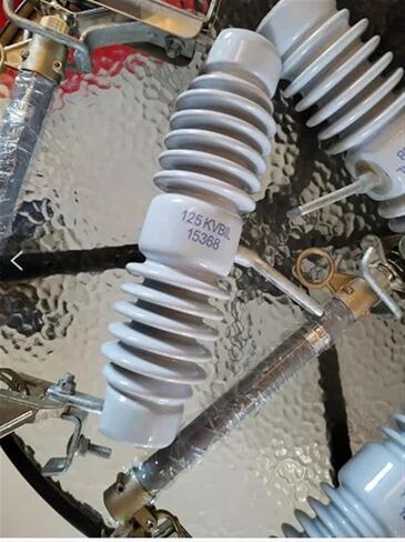خرطوشة سيارة عالية السرعة سيراميك 7.8KV 100A 125kv صندوق أسطواني ذو انقطاع حراري أنواع سريعة فيوز in Kuwait
