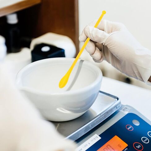 ملعقة أخذ العينات ذات الرأس المزدوج من ULTECHNOVO مقاس 7.87 بوصة، ملعقة خلط بلاستيكية خفيفة الوزن مكونة من 50 قطعة، مغرفة صغيرة للكاشف للاستعمال مرة واحدة لنقل الحبيبات في المختبر والاستخدام المنزلي in Kuwait
