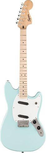 جيتار كهربائي Squier Sonic Mustang، مع ضمان لمدة عامين، لون أزرق دافني، لوحة أصابع خشب القيقب in Kuwait