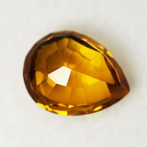 Excellent Quality 8.35 Ct Yellow SAPPHIRE Natural Gemstone Pear Cut CERTIFIED in Kuwait