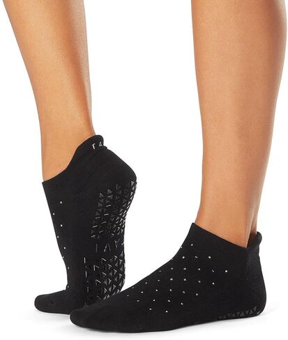TAVI NOIR Women’s Savvy Non-Slip Socks - Grip Barre, Dance, Pilates, Yoga Socks, Medium, Ebony Ombre in Saudi Arabia