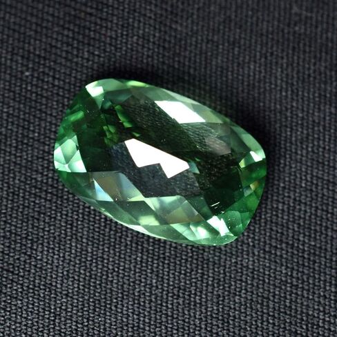 Ceylon Sapphire NATURAL 9.5 Ct CERTIFIED Gemstone Cushion Cut Bluish Green Ring in Kuwait