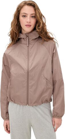 Beyond Yoga Women's Limitless Hooded Jacket in Kuwait