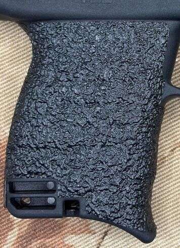 غطاء مطاطي منقوش يناسب Kel-Tec PR-3AT PR3AT in Kuwait