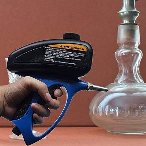 Handheld Antirust Machine Protection Sand Gravity Sandblasting Pneumatic Tool in Kuwait