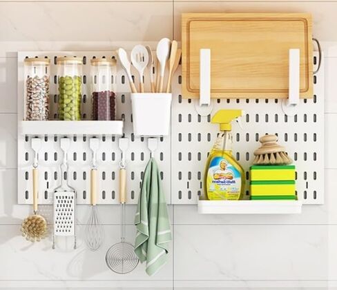 منظم Pegboard لتنظيم الحائط مع قطعتين من لوح Pegboard الأبيض و11 مجموعة إكسسوارات، مجموعات تخزين عرض مثبتة على الحائط للمطبخ وغرفة النوم والمكتب وأدوات الحرف اليدوية للحمام in Kuwait