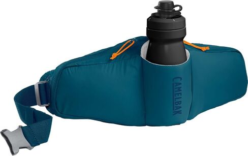 حزمة خصر CamelBak Podium Flow 2 لركوب الدراجات الجبلية وركوب الدراجات على الحصى - تحتوي على زجاجة دراجة من سلسلة Podium Dirt سعة 21 أونصة، أزرق مغربي in Kuwait
