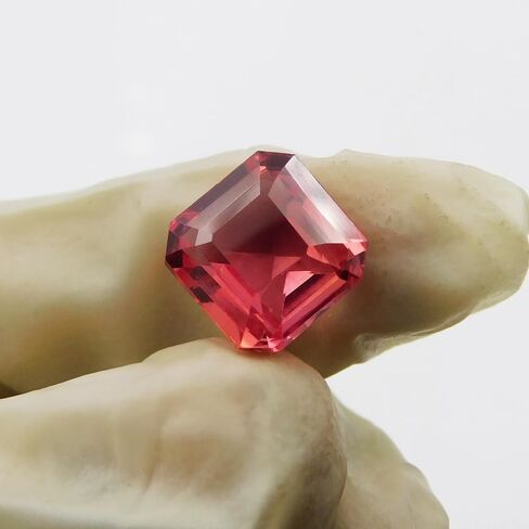 7.95 Ct Square Cut Natural Sapphire Orange CERTIFIED Ring Size Loose Gemstone in Kuwait