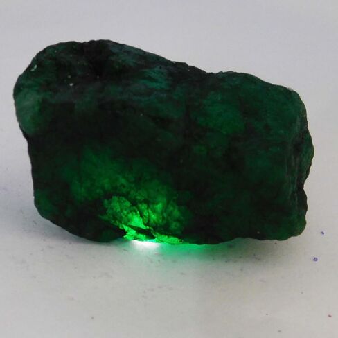 Natural Green Huge Rough Earth-Mined 115.3 Ct Emerald CERTIFIED Gemstone-w in Kuwait