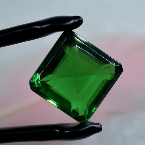 Lab-Created Green Emerald Square Cut 35.30 Ct CERTIFIED Ring Size Gemstone in Kuwait