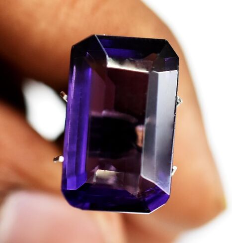 Top Quality Natural Sapphire 9.55 Ct CERTIFIED Emerald Cut Rare Purple Gemstone in Kuwait