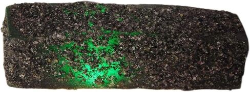 Natural 79 Carat GREEN Emerald Uncut CERTIFIED Rough Huge Raw Gemstone in Kuwait
