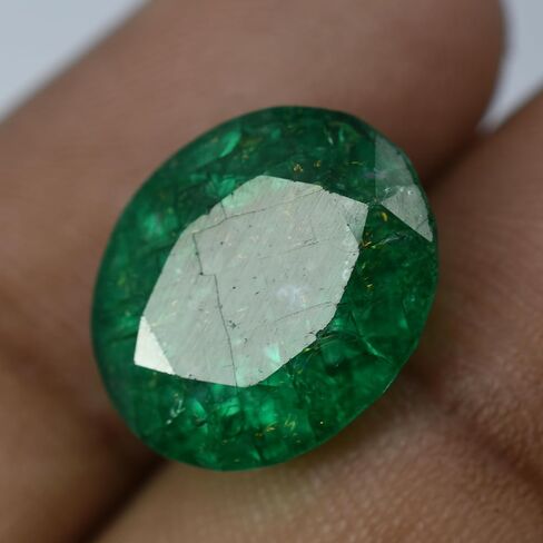 CERTIFIED Top Quality 11.90 Ct Natural Zambia Green EMERALD Oval Cut Gemstone in Kuwait