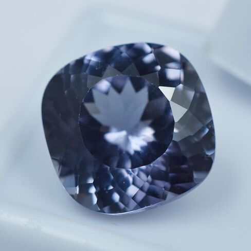 12.00 Ct Natural CERTIFIED Color-Change Alexandrite Square Cushion Cut Gemstone in Kuwait