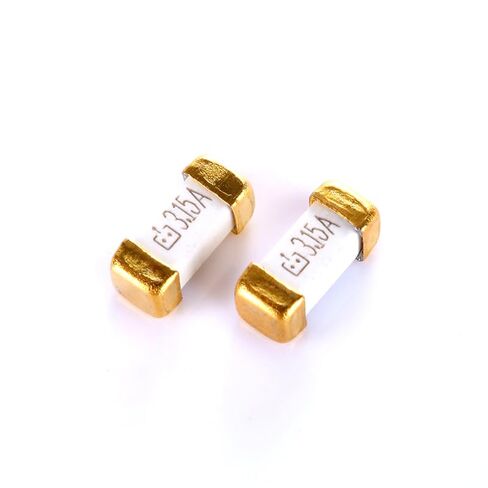 SMT SMD 1808 0451 2410 Fuse - حامل سطح سيراميك سريع المفعول 2410 Fuse - 5 قطع (3.15A) in Kuwait