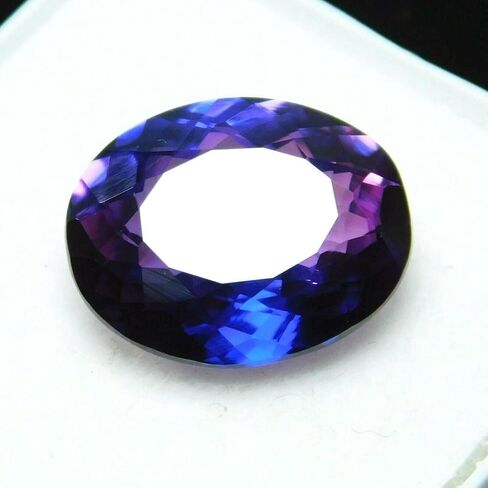 Certified A+ Quality 7.56 Ct Natural Color Change Sapphire, Oval Shape Gemstone in Kuwait