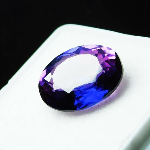 Certified A+ Quality 7.56 Ct Natural Color Change Sapphire, Oval Shape Gemstone in Kuwait