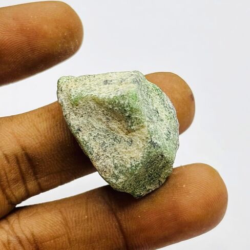 Natural Ruby Zoisite 75.10 Ct Uncut Rough CERTIFIED Gemstone For Collectors in Kuwait