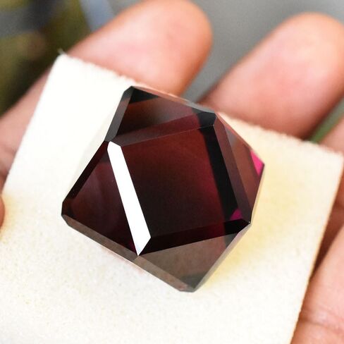 CERTIFIED 115 Ct Lab-Grown Padparadscha Sapphire Fancy Cut Loose Gemstone in Kuwait