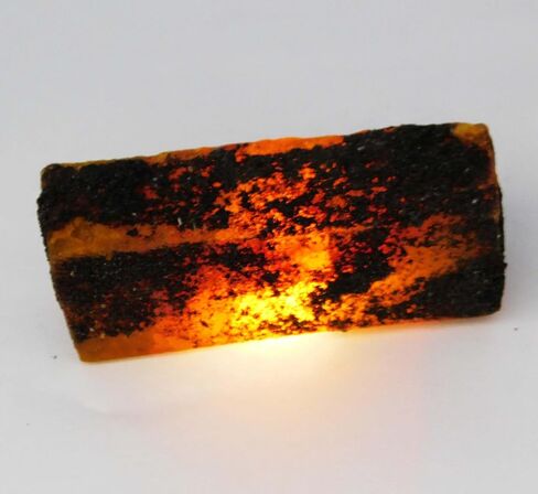 Natural Yellow Sapphire Rough 65 Carat Earth Mined CERTIFIED Gemstone Rough in Kuwait