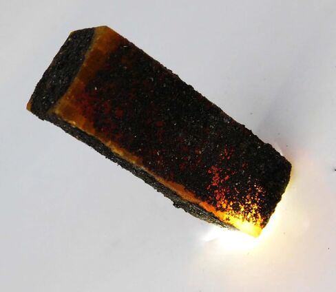 Natural Yellow Sapphire Rough 65 Carat Earth Mined CERTIFIED Gemstone Rough in Kuwait