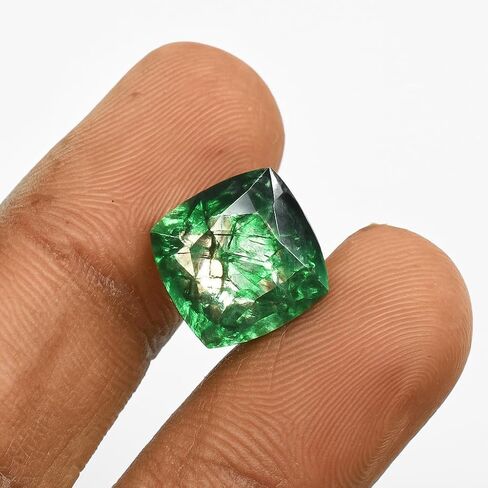 Zambian Natural Green EMERALD 7.15 Ct Square Cushion Cut CERTIFIED Gemstone in Kuwait
