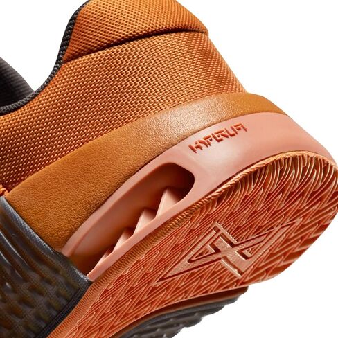 حذاء تدريب كروس للرجال من نايكي، Monarch Amber Brown Mica Green، 9.5 in Saudi Arabia