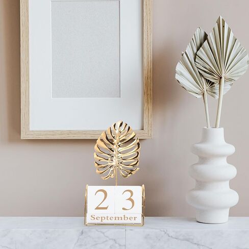 Beavorty 1 Set Wood Block Perpetual Calendar with Palm Leaf Figurine Month Date Display Desk Calendar for Office Desk Rustic Decor in Saudi Arabia
