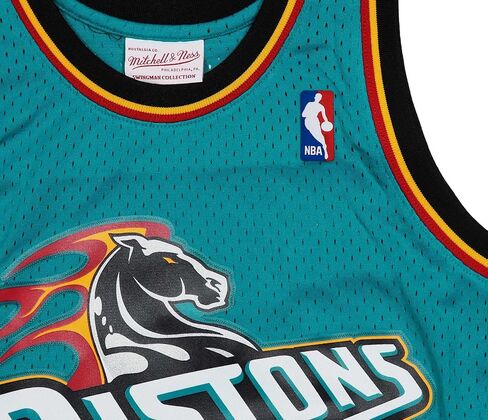 Mitchell & Ness Detroit Pistons Grant Hill 1998 Road Swingman Jersey in Saudi Arabia