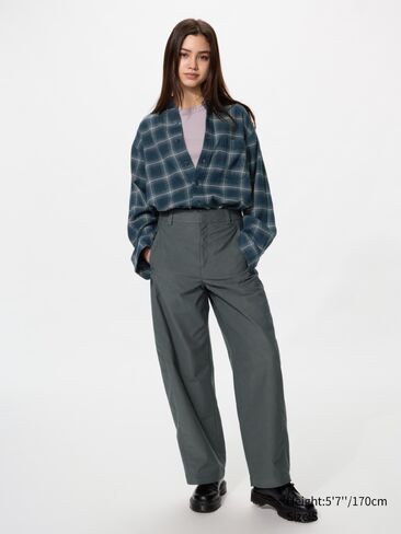 قميص Uniqlo الفانيلا | فحص أومبير in Kuwait