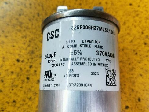 مكثف تشغيل المحرك 30 MF 370 VAC 50/60 هرتز CSC in Kuwait
