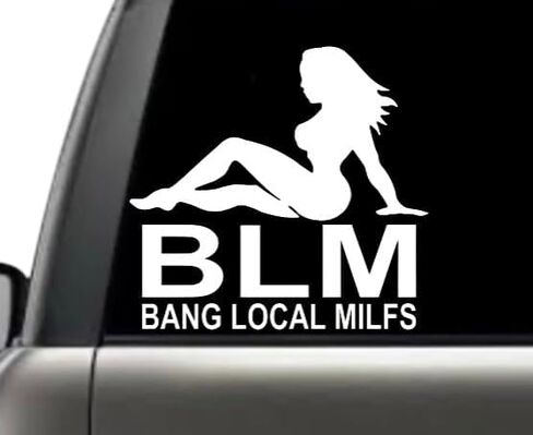 Bang Local Milfs - ملصق جداري لنافذة المتجر من الفينيل لسيارات BLM المضحكة والمضحكة وخوذة الدراجة وركوب الأمواج والسيارات والسيارات والكمبيوتر المحمول باللون الأبيض بطول 5.2 بوصة × 5.5 بوصة عرض (5.5 بوصة) in Kuwait