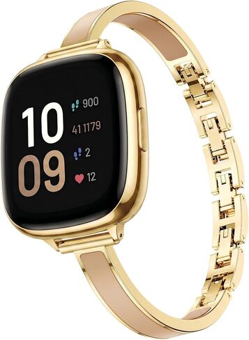 سوار Mosonio الأنيق النحيف متوافق مع Fitbit Versa 4/Versa 3/Sense 2/Sense للنساء، أحزمة معدنية أنيقة مع لمسات سيليكون مدمجة ومشابك ربط سهلة الضبط للارتداء اليومي in Kuwait