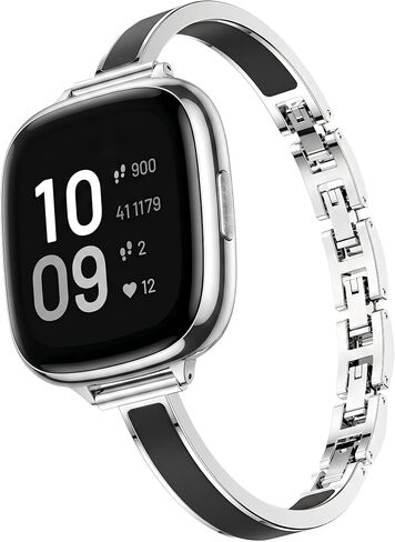 سوار Mosonio الأنيق النحيف متوافق مع Fitbit Versa 4/Versa 3/Sense 2/Sense للنساء، أحزمة معدنية أنيقة مع لمسات سيليكون مدمجة ومشابك ربط سهلة الضبط للارتداء اليومي in Kuwait