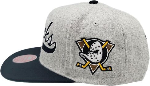 قبعة ميتشل آند نيس أنهايم داكس الجديدة NHL Retro Tailsweeper Melton Gray Black Era Snapback Hat in Kuwait