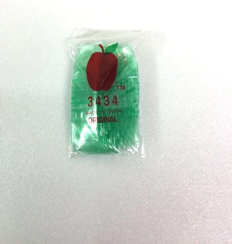 3434 (3/4"X3/4") أكياس خضراء اللون تحمل علامة Apple التجارية، أكياس صغيرة قابلة للإغلاق، علبة تحتوي على 1000 قطعة in Kuwait