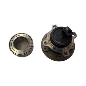 Front and Rear Wheel Bearings are Used for AX7 hub Front and hubs in Kuwait