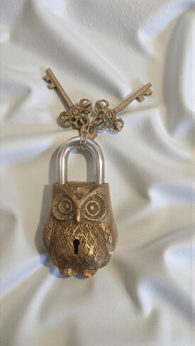 Brass Owl Padlock with Two Keys, Animal Bird Functional Antique Lock Indian handicrafts Brass Temple Lock in Kuwait